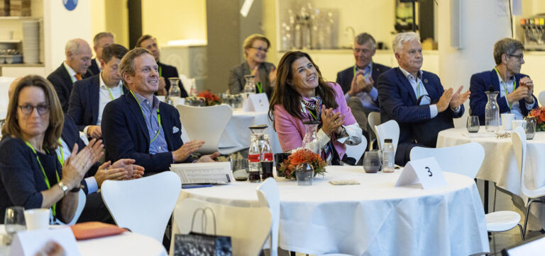 Board Network Bound for the Boardroom